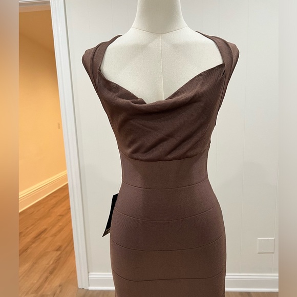Bebe OVER THE SHOULDER BANDAGE DRESS Size Small - Picture 14 of 15